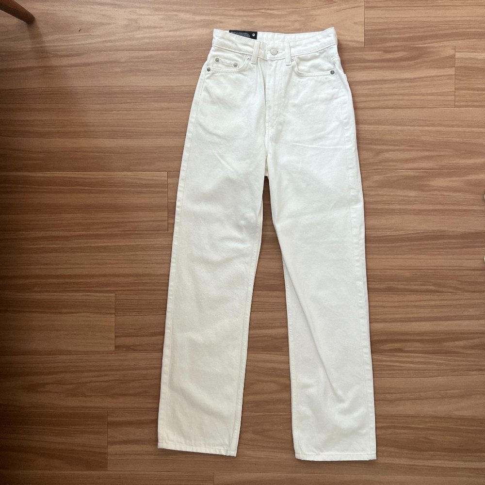 Weekday Rowe Extra High Waist Straight Jean Ecru Size 24 NWT